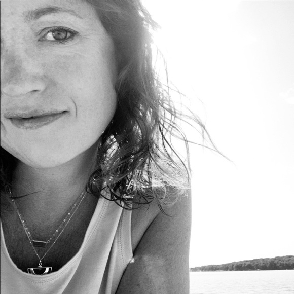 Hi! I’m Elizabeth, The Thrifty Thistle - Picture 2 of 3